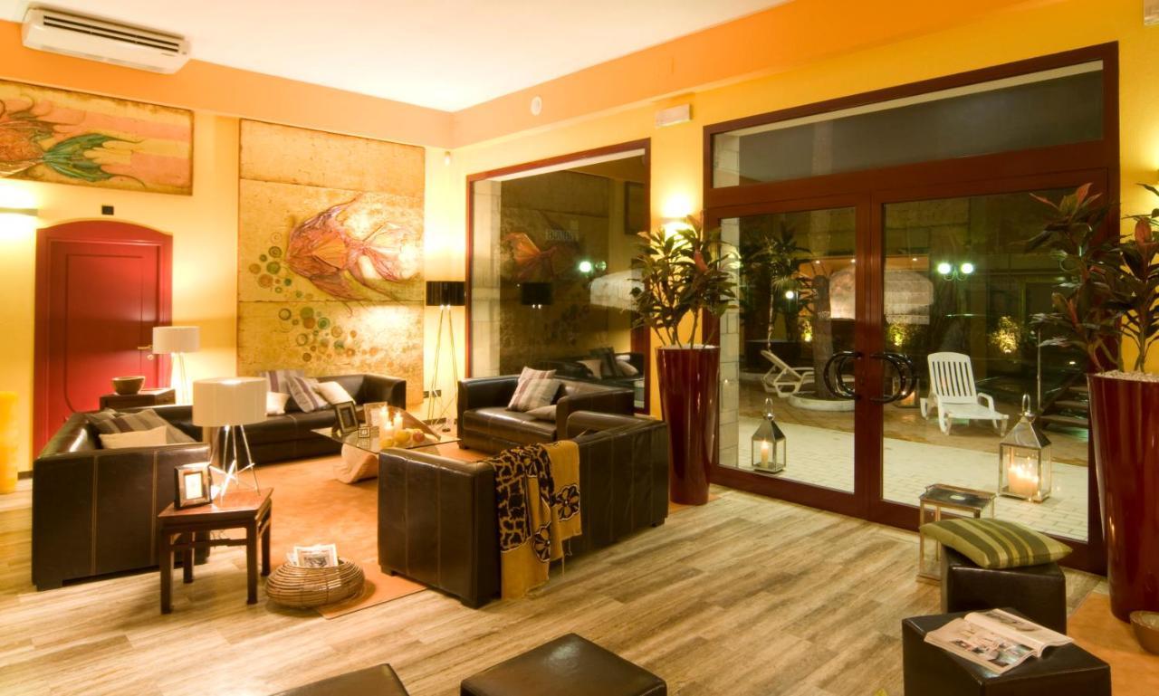 Hotel Corona Milano Marittima Buitenkant foto