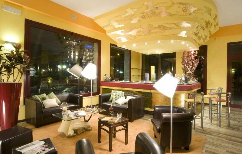 Hotel Corona Milano Marittima Buitenkant foto